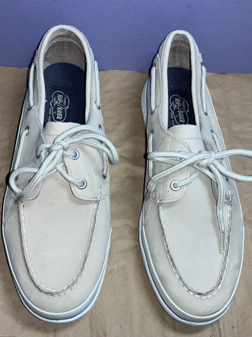 Sperry Top Sider off white leather boat shoes loafers Sz 9.5M lace up
